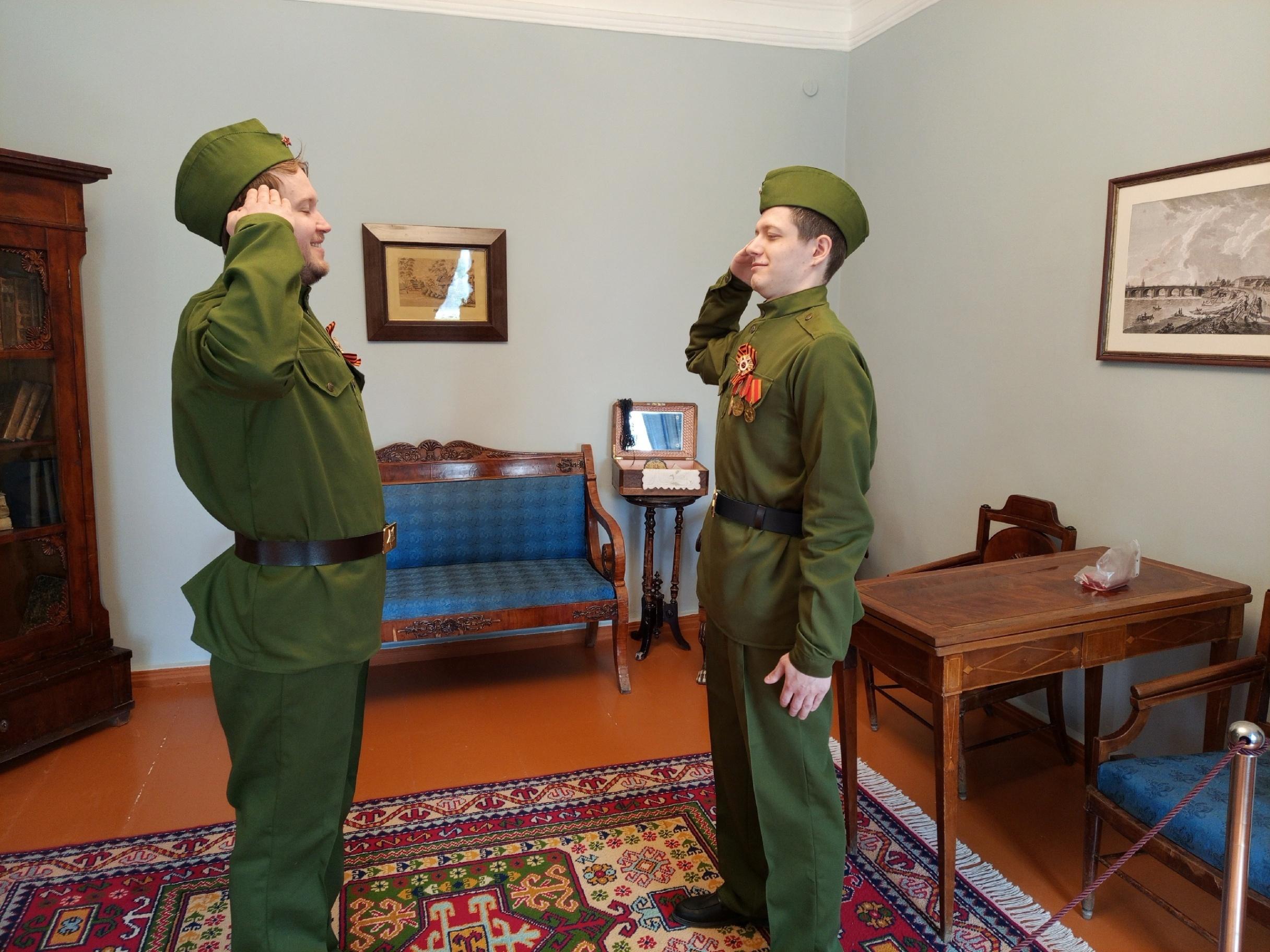 «России славные сыны»
